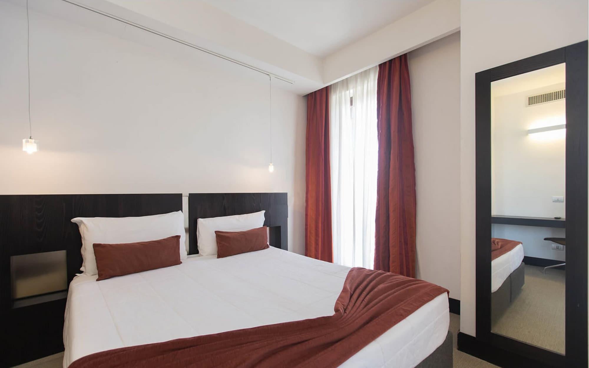 Excel Hotel Roma Ciampino Marino Exterior foto
