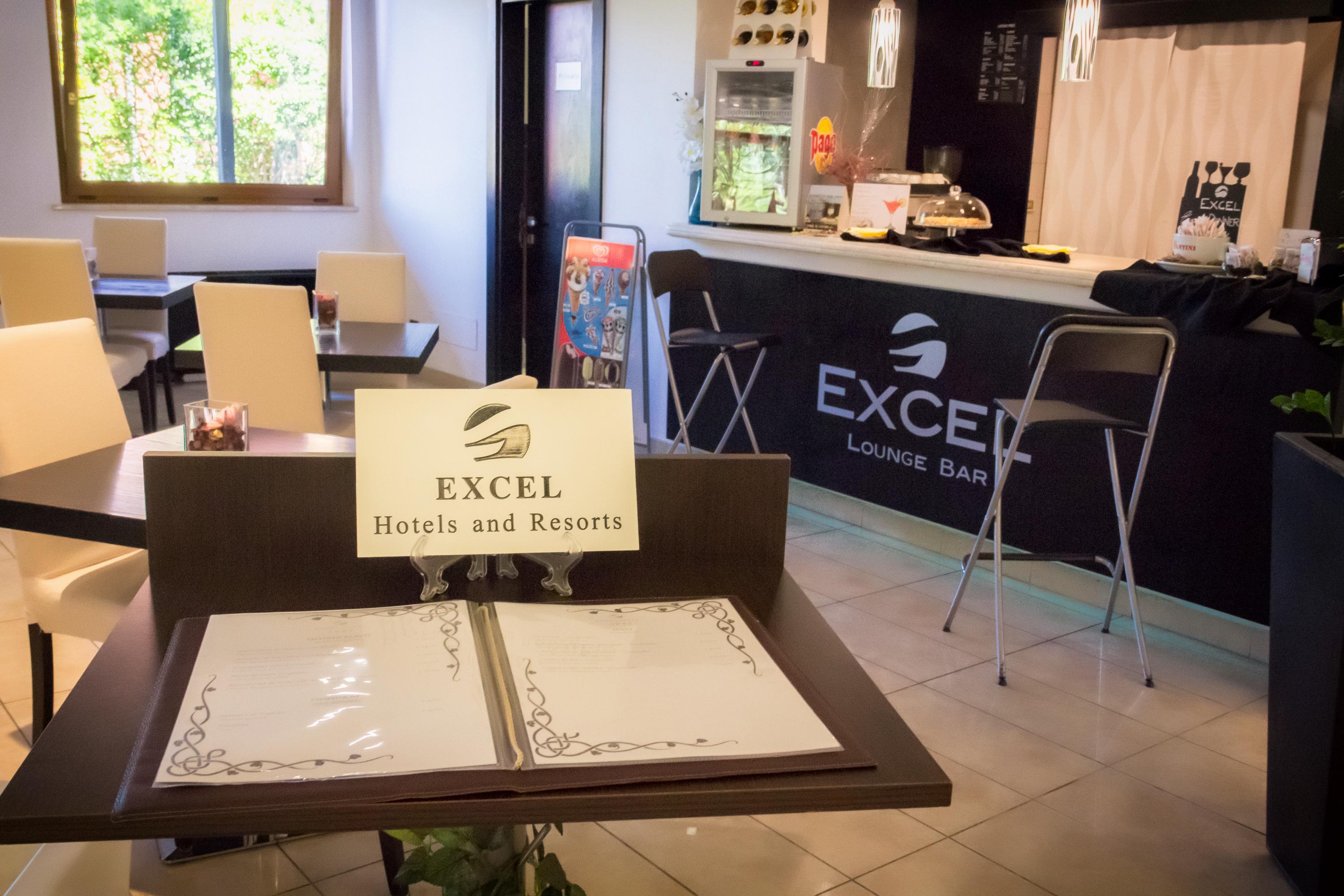 Excel Hotel Roma Ciampino Marino Exterior foto