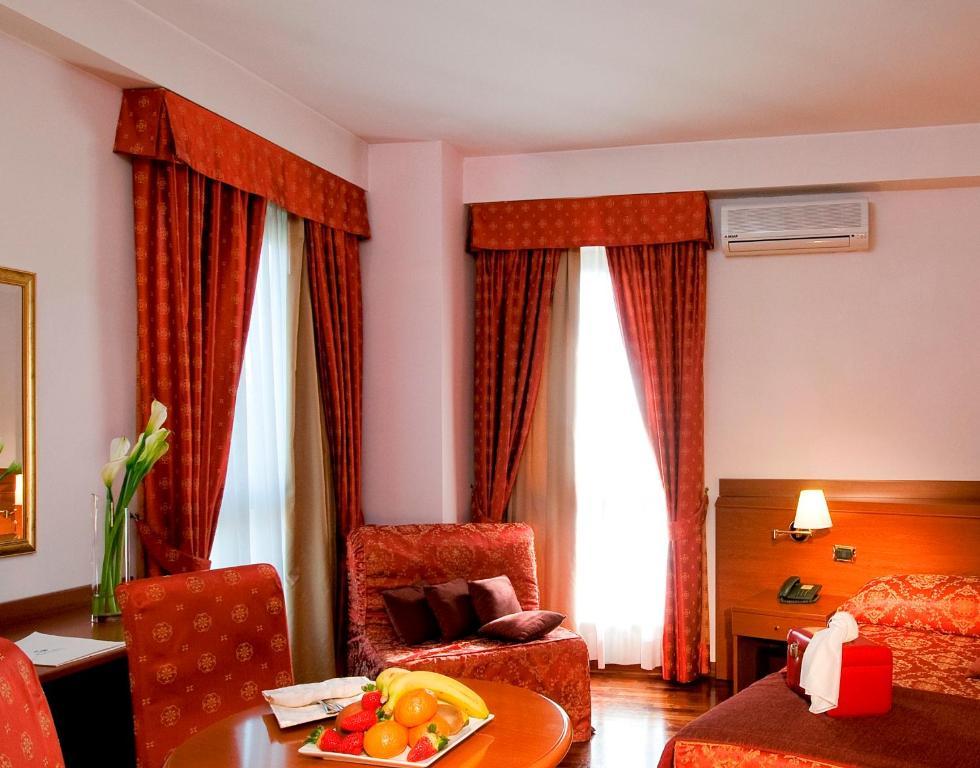 Excel Hotel Roma Ciampino Marino Cameră foto